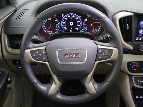 Used 2023 GMC Terrain Denali AWD/4WD image 3