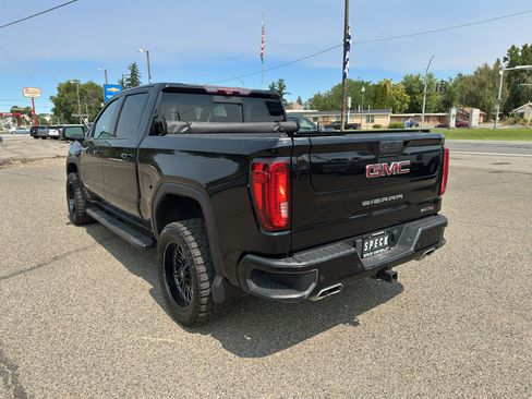 Used 2020 GMC Sierra 1500 AT4 w/ AT4 Premium Package AWD/4WD image 3