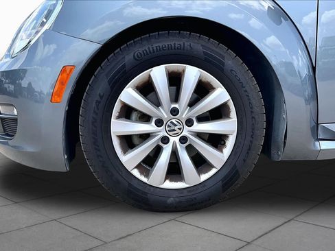 Used 2016 Volkswagen Beetle 1.8T FWD image 11