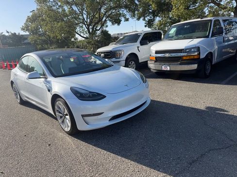Used 2022 Tesla Model 3 Long Range AWD/4WD image 2