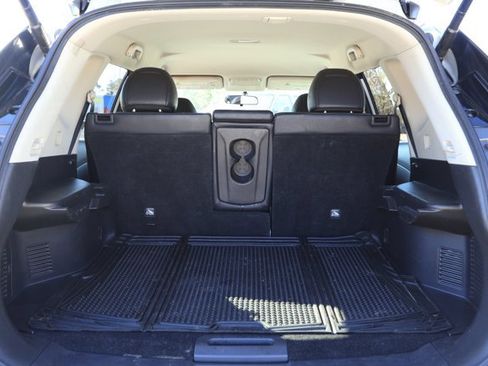 Used 2014 Nissan Rogue SL image 10