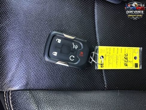 Used 2020 GMC Terrain SLT w/ Preferred Package FWD image 28