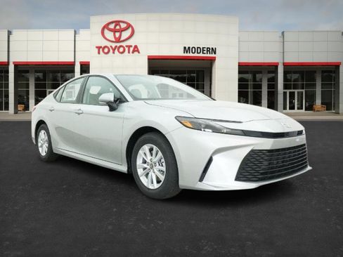 New 2026 Toyota Camry LE image 30