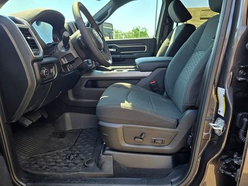 New 2026 RAM 2500 Big Horn AWD/4WD image 8