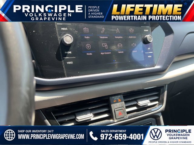 Used 2022 Volkswagen Taos SE FWD image 19