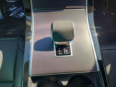 Certified 2026 Land Rover Range Rover Velar Dynamic SE image 16