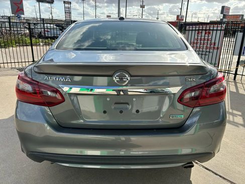 Used 2018 Nissan Altima 2.5 SR w/ SR Special Edition FWD image 5