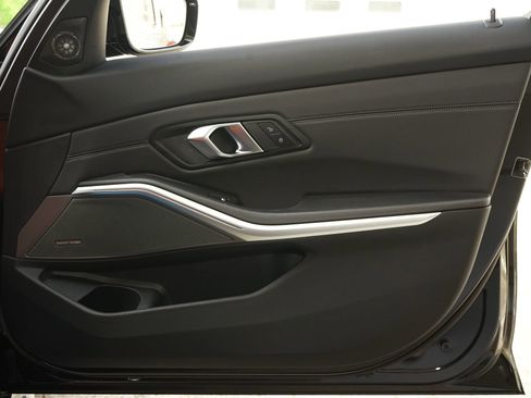 Used 2025 BMW M3 Competition w/ Executive Package image 24