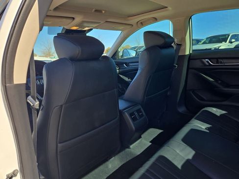 Used 2018 Honda Accord EX-L image 17