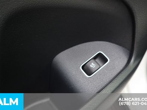 Used 2025 Mercedes-Benz GLS 450 4MATIC image 14