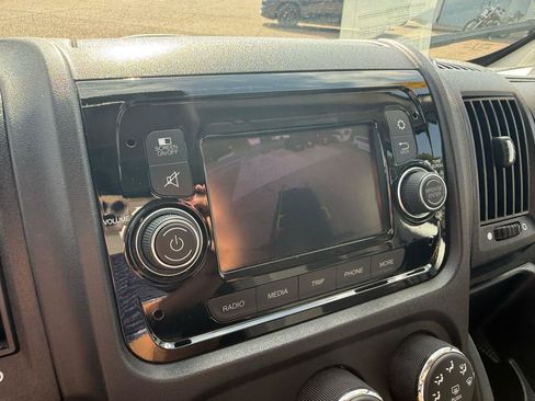 Used 2021 RAM ProMaster 1500 w/ Convenience Group FWD image 17