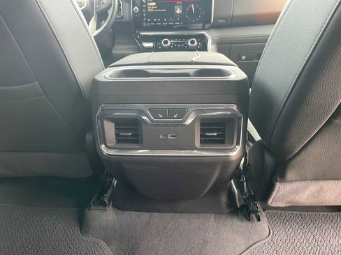Used 2025 GMC Sierra 1500 Denali w/ Denali Reserve Package AWD/4WD image 25
