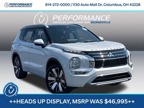 Used 2025 Mitsubishi Outlander SEL AWD/4WD image 1