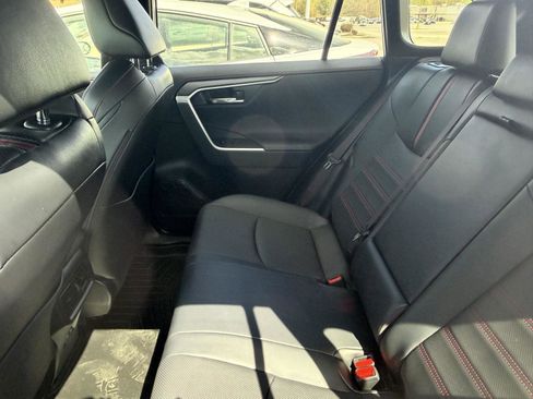 Used 2025 Toyota RAV4 XSE w/ Premium Package image 9