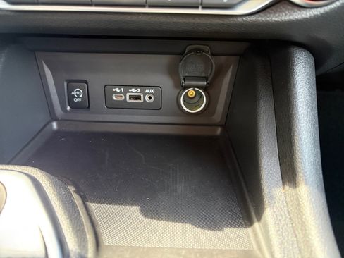 Used 2024 Nissan Sentra SV image 18