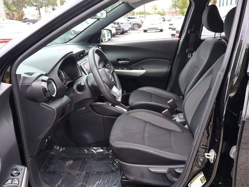 Used 2020 Nissan Kicks SV FWD image 26
