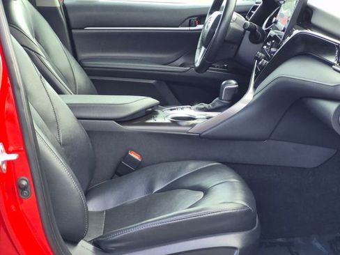 Used 2023 Toyota Camry XLE w/ Cold Weather Package image 20