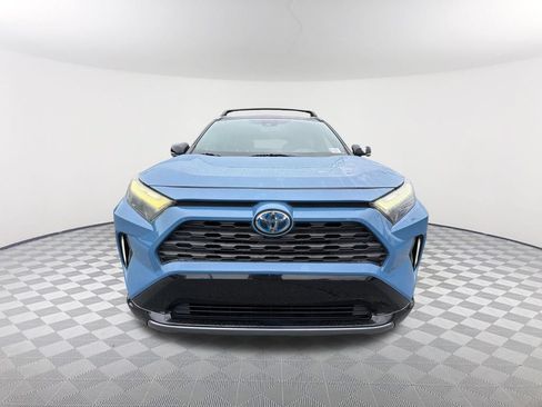 Used 2022 Toyota RAV4 XSE AWD/4WD image 2