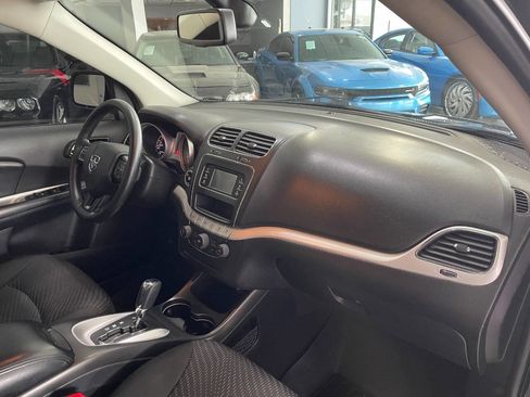 Used 2020 Dodge Journey SE w/ Blacktop Package image 34