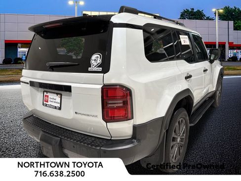 Used 2025 Toyota Land Cruiser image 6