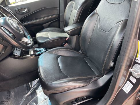 Used 2020 Jeep Compass Limited image 9