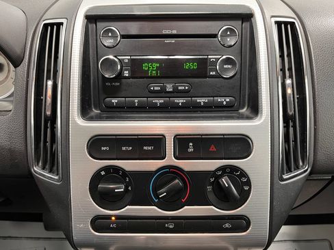 Used 2010 Ford Edge SEL AWD/4WD image 3