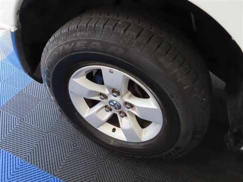 Used 2023 RAM 1500 Classic SLT w/ Trailer & Traction Group AWD/4WD image 9