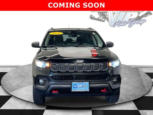 Certified 2022 Jeep Compass Trailhawk w/ Sun and Sound Group AWD/4WD image 2