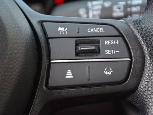 Used 2024 Honda HR-V LX image 28