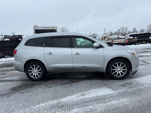 Used 2015 Buick Enclave Leather image 6