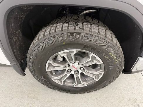 New 2026 GMC Sierra 1500 Pro w/ Pro Value Package image 4