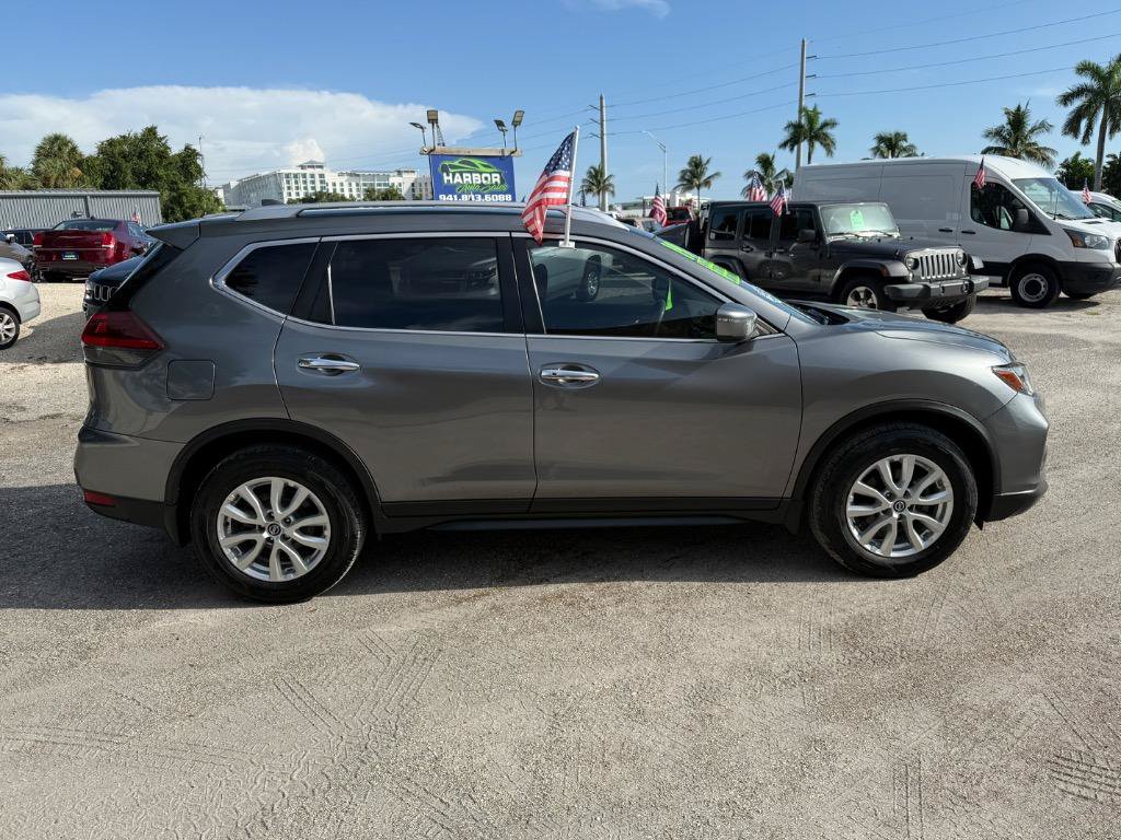 Used 2019 Nissan Rogue SV FWD image 6