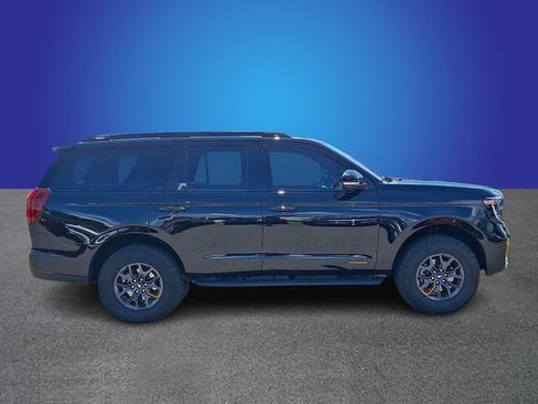 Used 2025 Ford Expedition Tremor AWD/4WD image 4