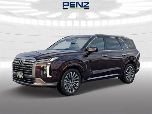 Used 2025 Hyundai Palisade Calligraphy image 3