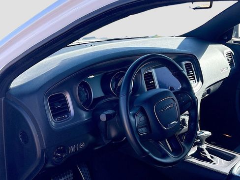 Used 2023 Dodge Charger Scat Pack image 9