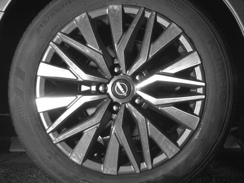 Used 2025 Nissan Altima 2.5 SV image 12