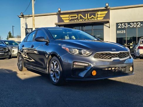 Used 2019 Kia Forte LXS FWD image 4