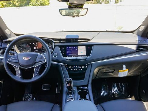 New 2026 Cadillac XT5 Sportv AWD/4WD image 12