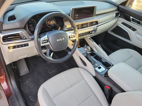 Used 2022 Kia Telluride EX w/ EX Premium Package AWD/4WD image 8