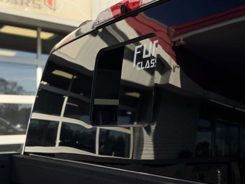 Used 2022 Ford F250 Lariat w/ Lariat Ultimate Package image 12