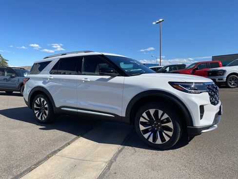 New 2026 Ford Explorer Platinum w/ LUX Leather Package AWD/4WD image 19