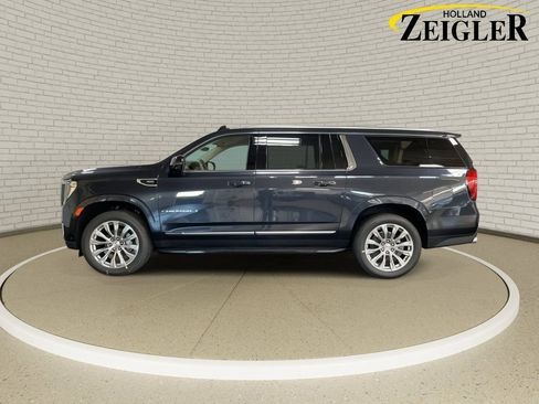 New 2024 GMC Yukon XL Denali w/ Advanced Technology Package image 7