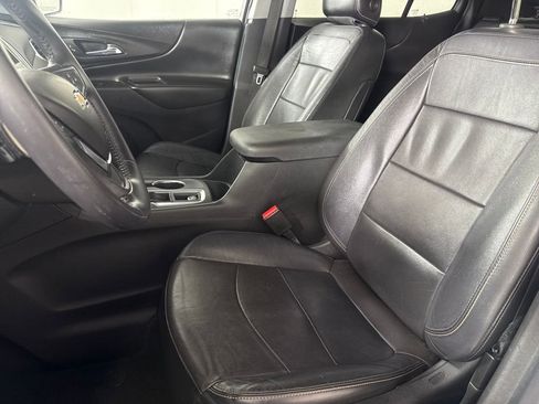 Used 2020 Chevrolet Equinox LT w/ Sport Edition image 11