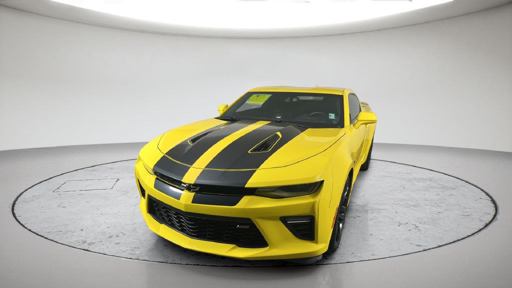 Used 2017 Chevrolet Camaro SS RWD image 13