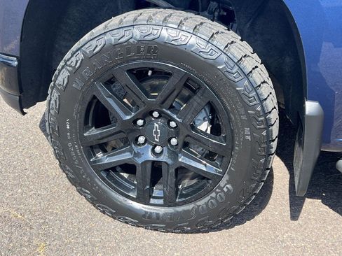 Certified 2022 Chevrolet Silverado 1500 LT Trail Boss w/ LT Trail Boss Premium Package image 9