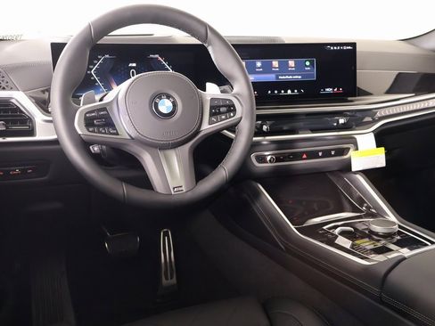 New 2026 BMW X6 xDrive40i w/ Climate Comfort Package image 2