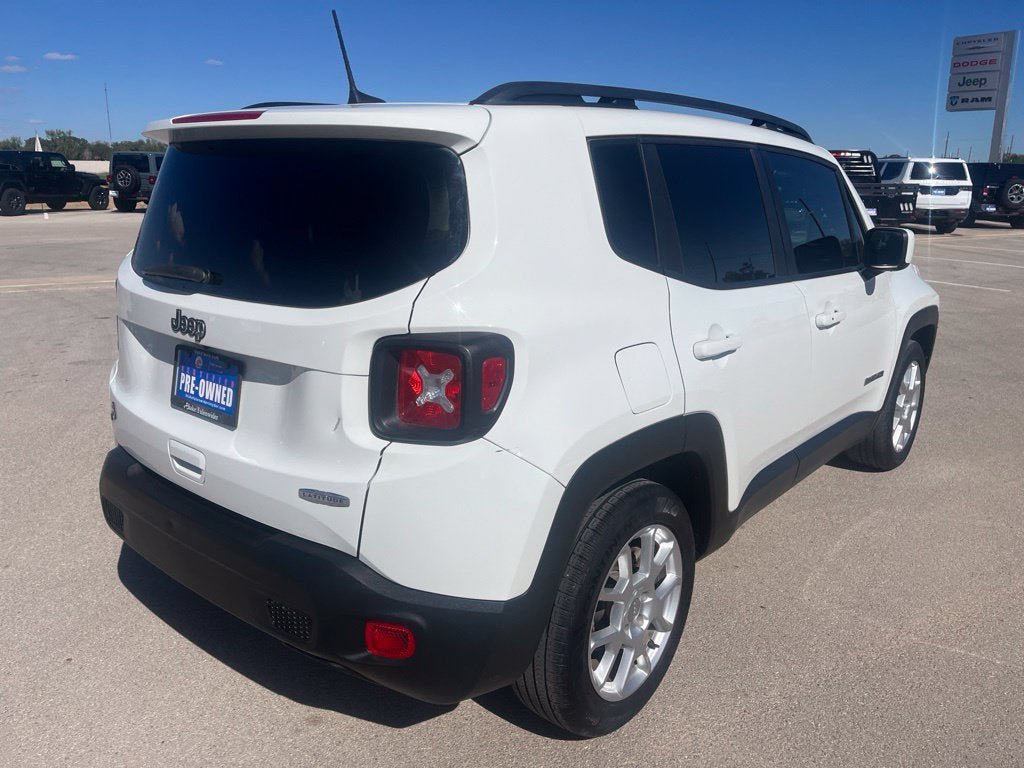 Used 2020 Jeep Renegade Latitude FWD image 5