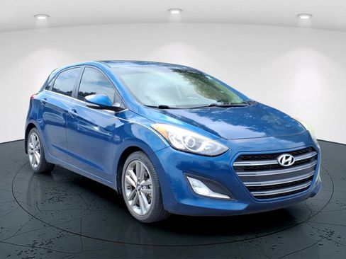 Used 2016 Hyundai Elantra GT w/ Option Group 02 FWD image 1