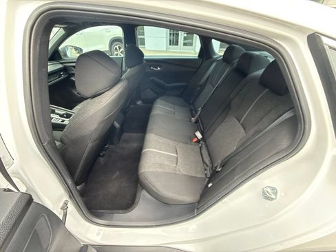 Used 2024 Honda Accord Sport image 17