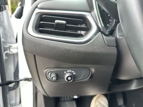 Certified 2023 Chevrolet Equinox LT FWD image 20